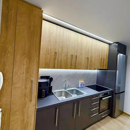 Verore Aprtm * Chalkís