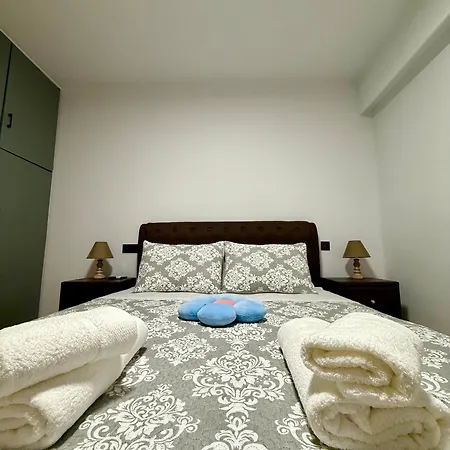 Verore Aprtm 公寓 Chalkís